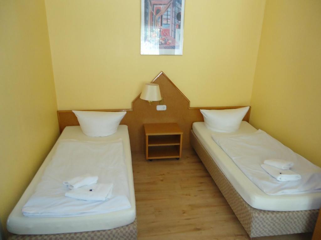 Hotel Ottersleben มัคเดอบวร์ก ห้อง รูปภาพ